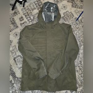 Vuori Men's Tuuli Raincoat (L)